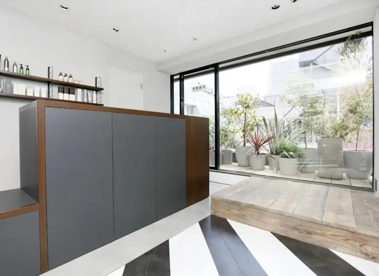 APHRODITE GINZA 御茶ノ水 神保町店の内観・外観1