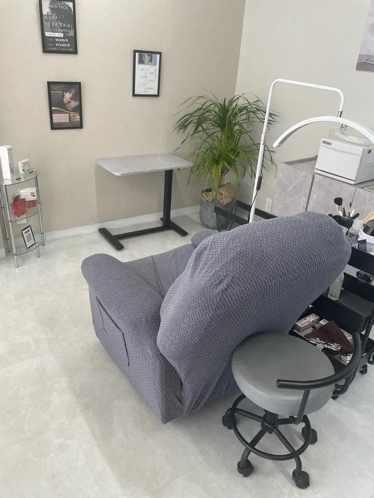 NEW FACEの内観・外観1