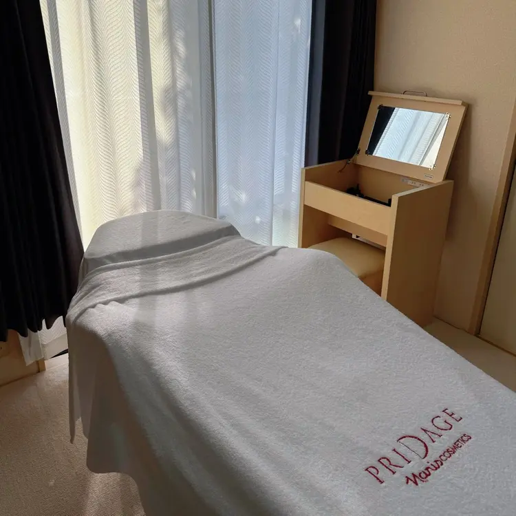 RORの内観・外観2