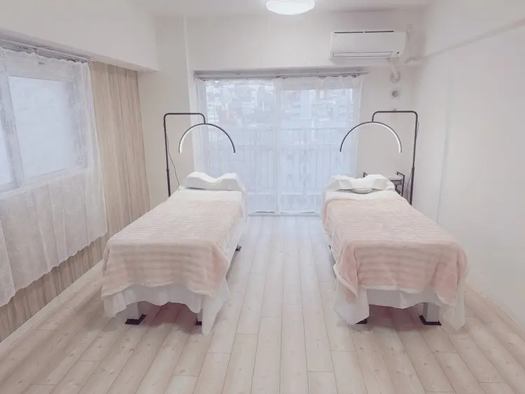 キンバネ・サロンの内観・外観2