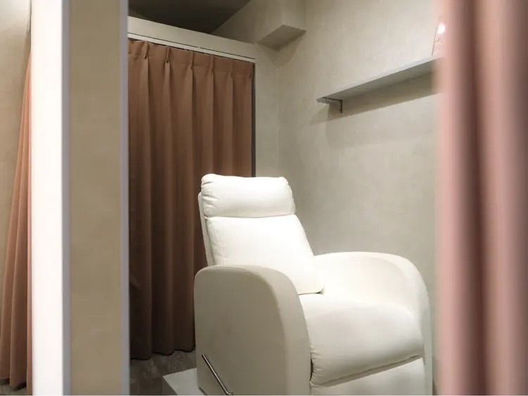 unique  KOBEの内観・外観2