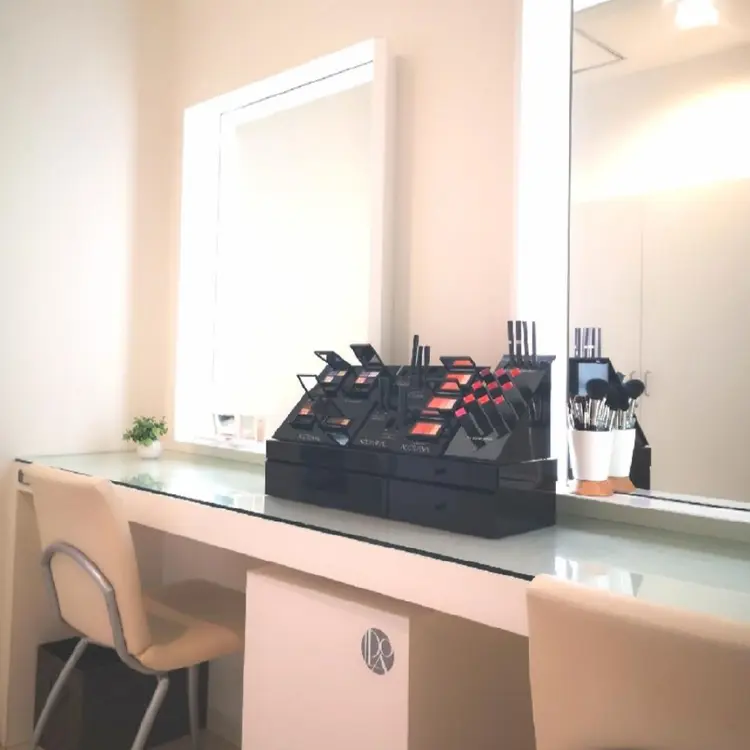 ポーラ心斎橋御堂筋店の内観・外観3