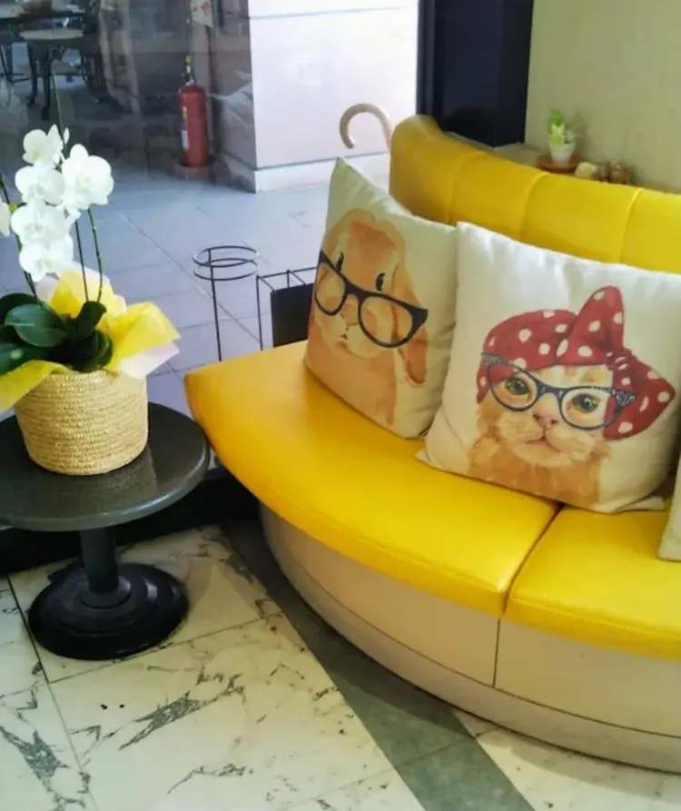 HAIR&NAIL MANOの内観・外観2