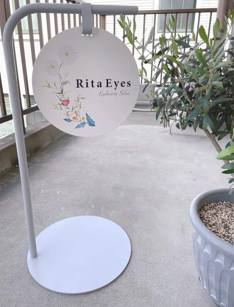 Rita Eyesの内観・外観3