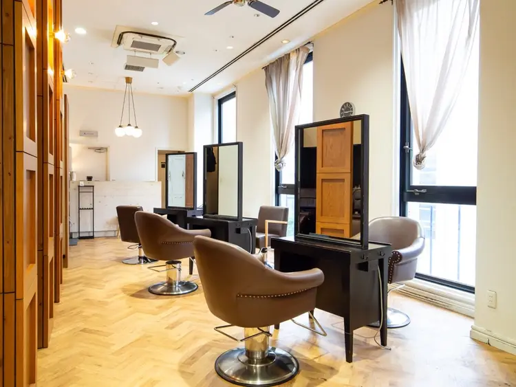 ANCHORの内観・外観1