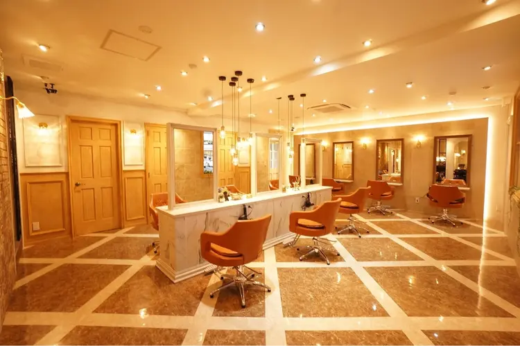 GRITTERsの内観・外観2