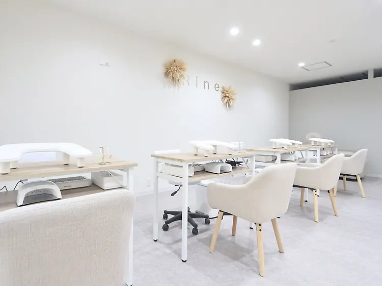 nail&eyelash Rineの内観・外観1