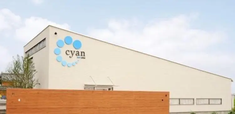 cyanの内観・外観1