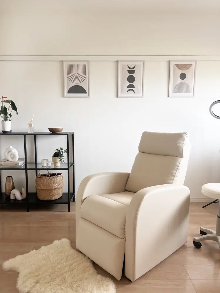 Eyebrow & Wax Salon TANの内観・外観1