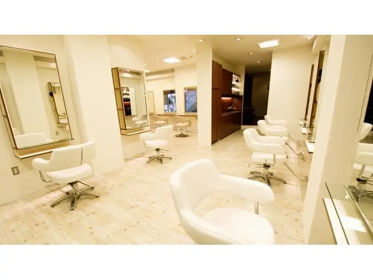 insence  二子玉川店の内観・外観2