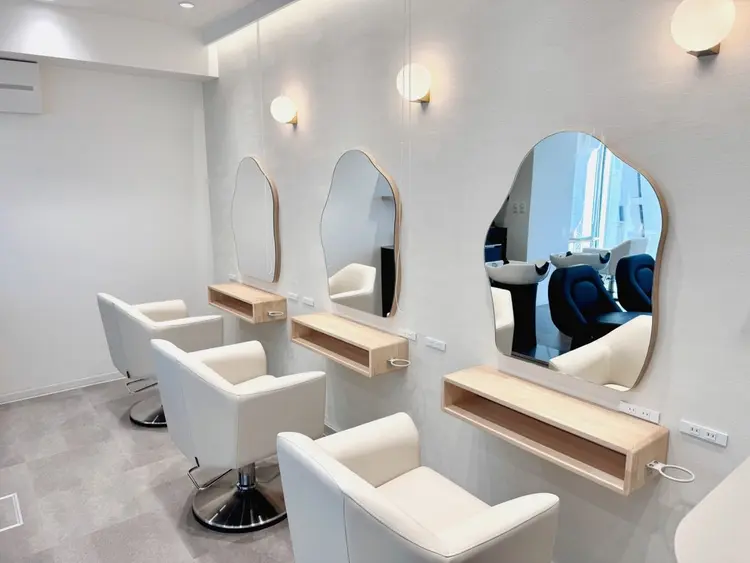 LUMOの内観・外観1