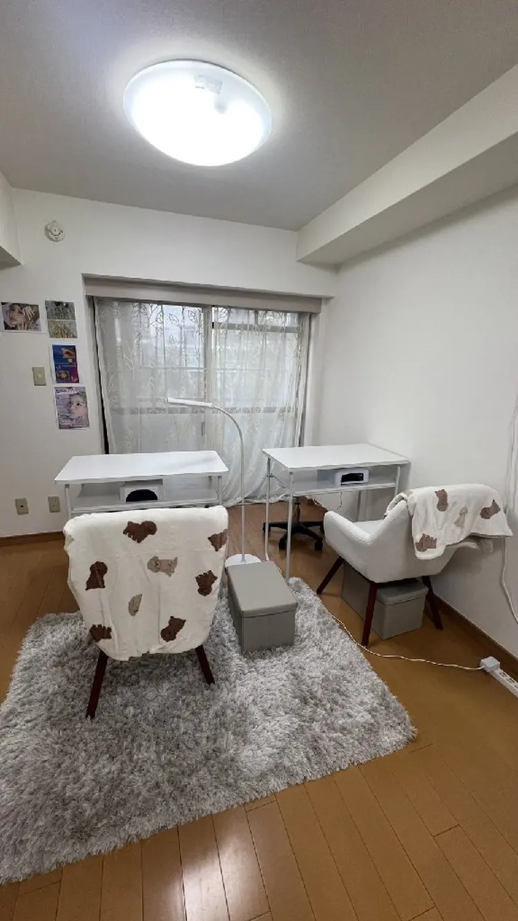 Nail&Eye Basic小田急相模原店【パラジェル/パリジェンヌ/LEDマツエク】の内観・外観2