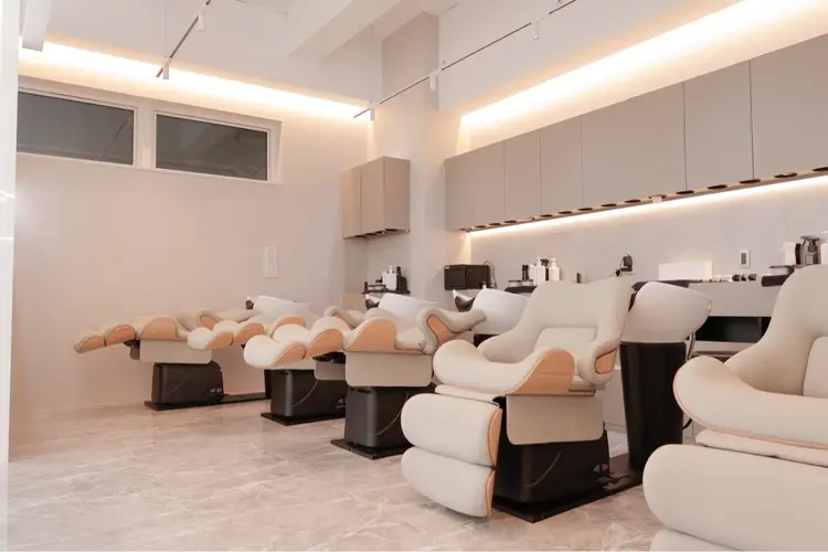 COA 表参道の内観・外観3