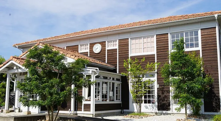 TJ天気予報　3ページ岐阜店の内観・外観1