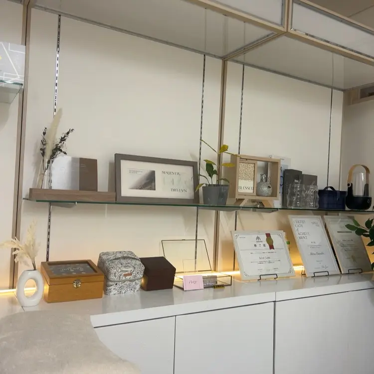 美肌育成専門サロンラクシュミーの内観・外観3