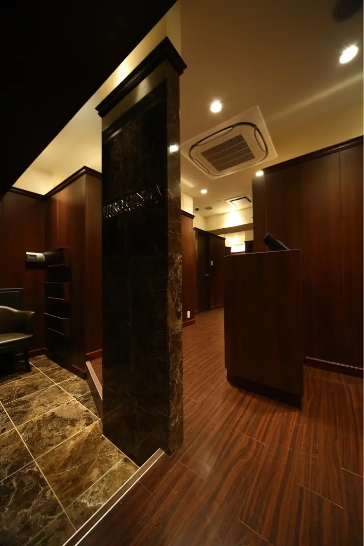 ヒロ銀座 浜松町店の内観・外観1