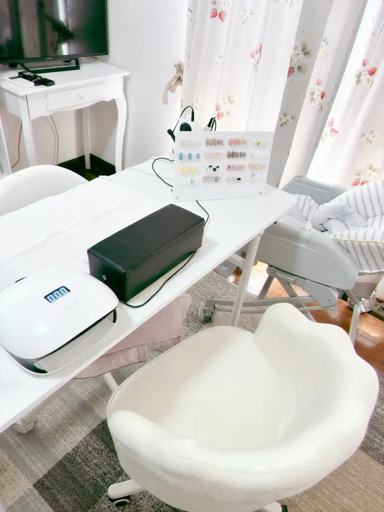 chaton nailsの内観・外観1