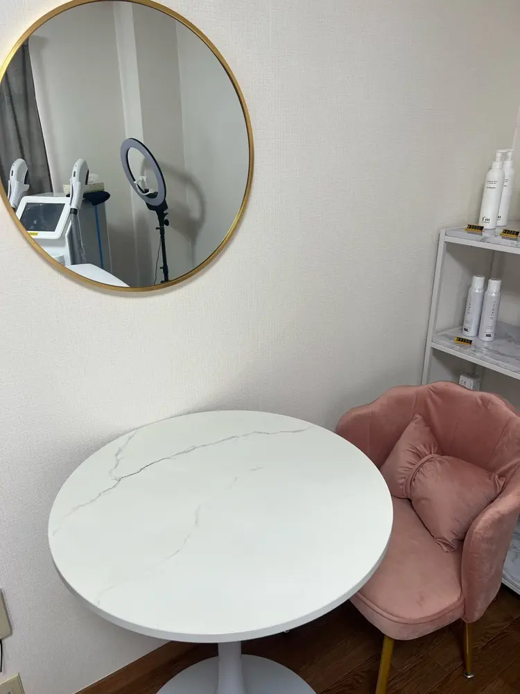 total beauty salon Raffolerの内観・外観1