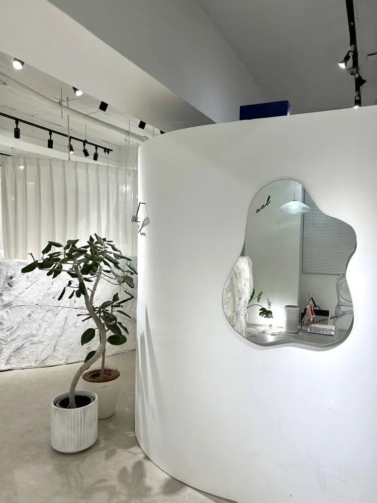 eel 【イール】nail&eyelashの内観・外観2