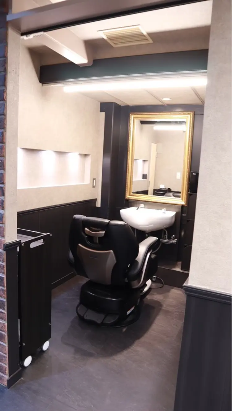 Bro  Tokyo BARBER SHOP 神田店の内観・外観3