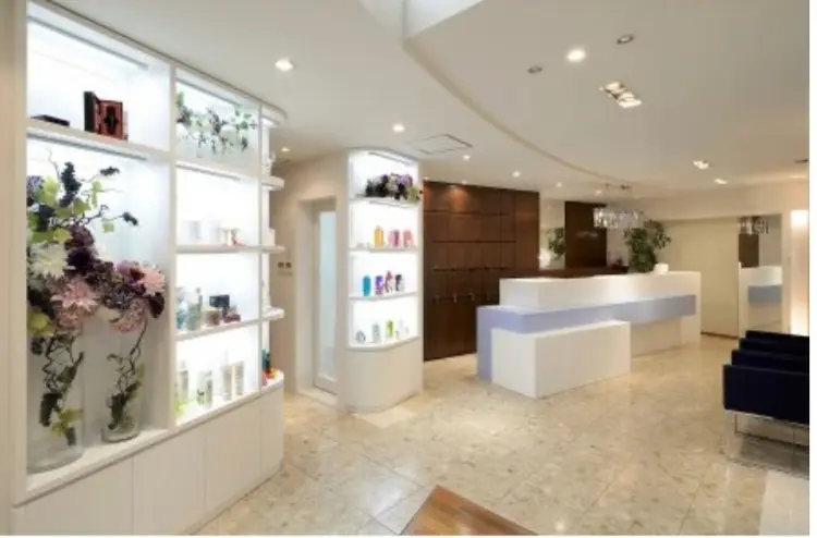 EAST  HAMの内観・外観2