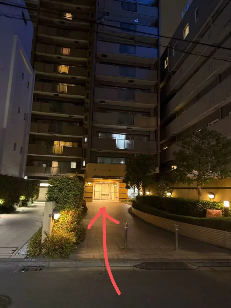 Gi nailの内観・外観1