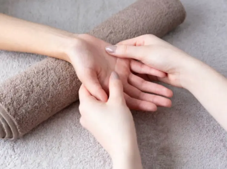 メナード 熱田南郊公園前の内観・外観2