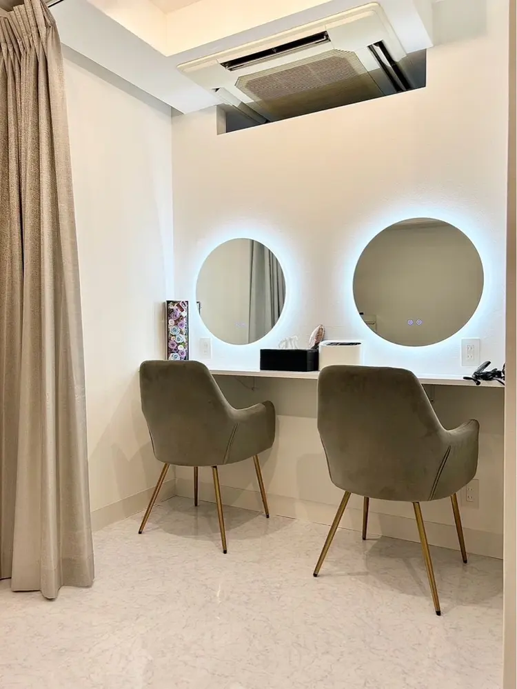 PULUAの内観・外観2