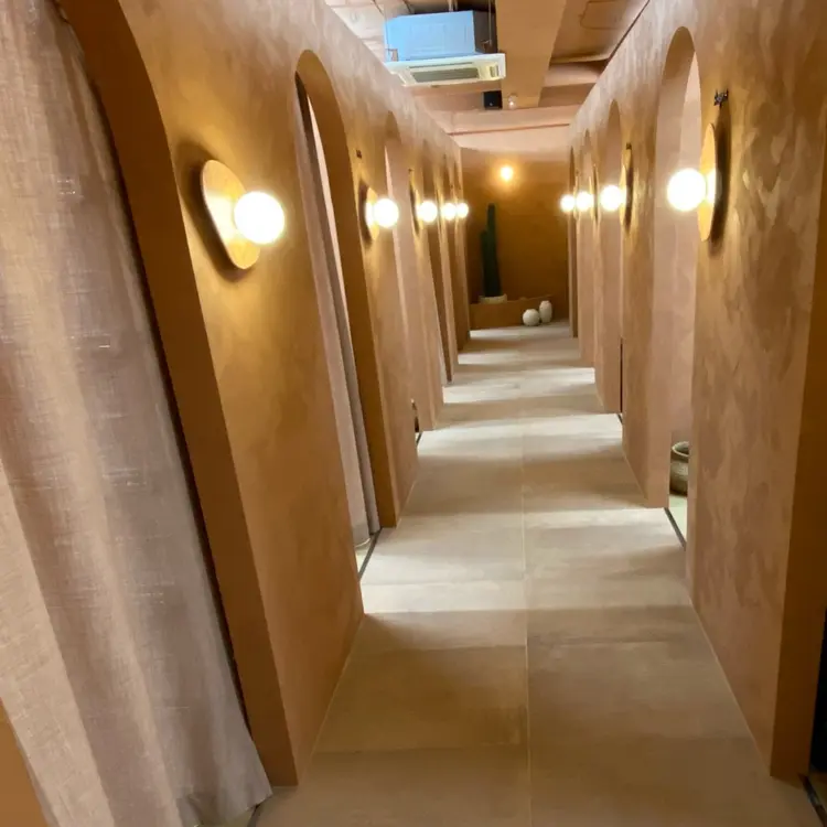 GO TODAY 横浜Cotta店の内観・外観3