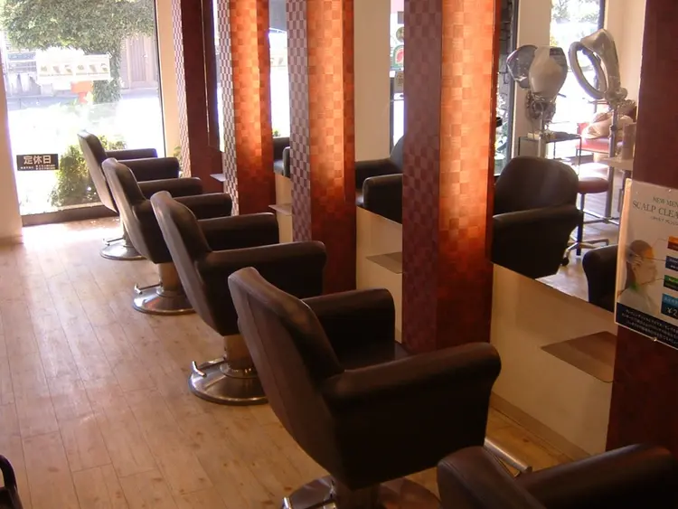 エル美容室の内観・外観2
