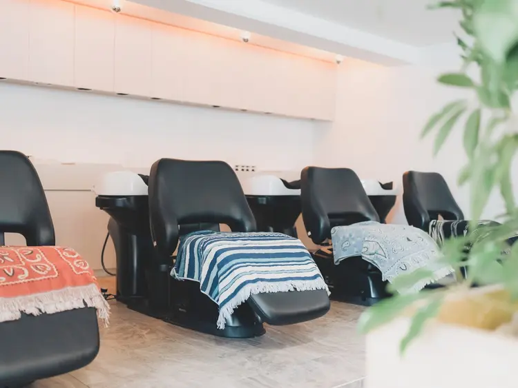 Ocean Hair&Life  【オーシャンヘアーアンドライフ】の内観・外観2