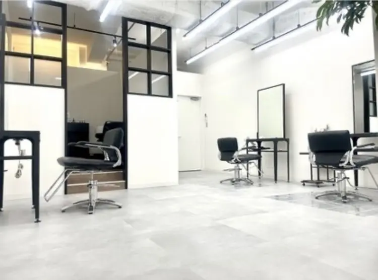 Anliの内観・外観1