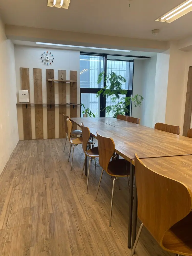 OWN  BYの内観・外観1