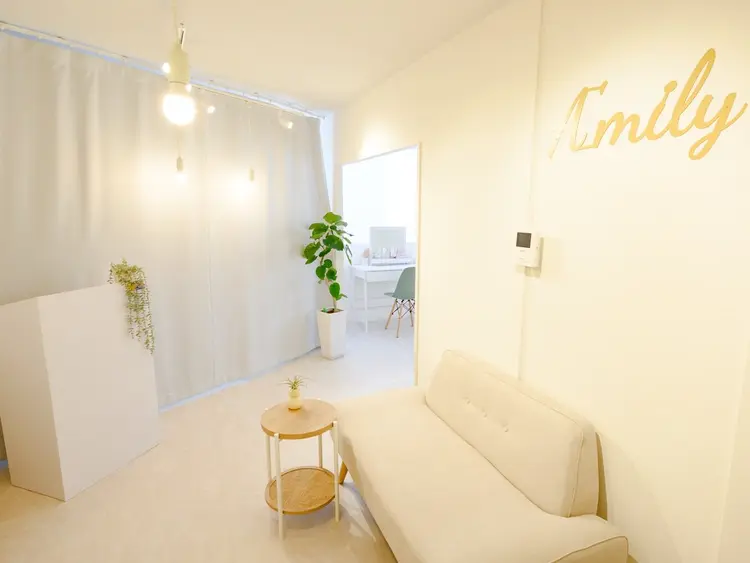 Beauty Salon A'milyの内観・外観1