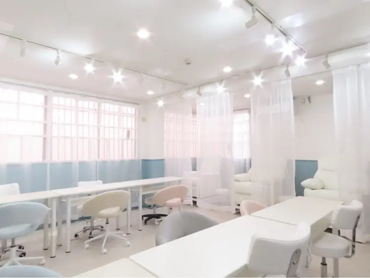 IN MENEの内観・外観1