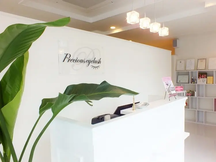 Precious eyelashの内観・外観1