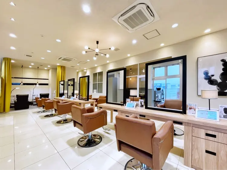 EARTH coiffure beaute 東松山店の内観・外観2
