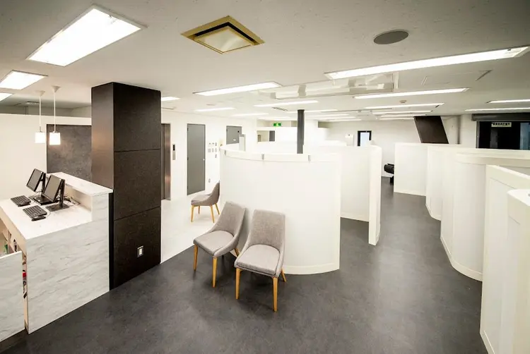 i'm 武蔵小杉店の内観・外観2