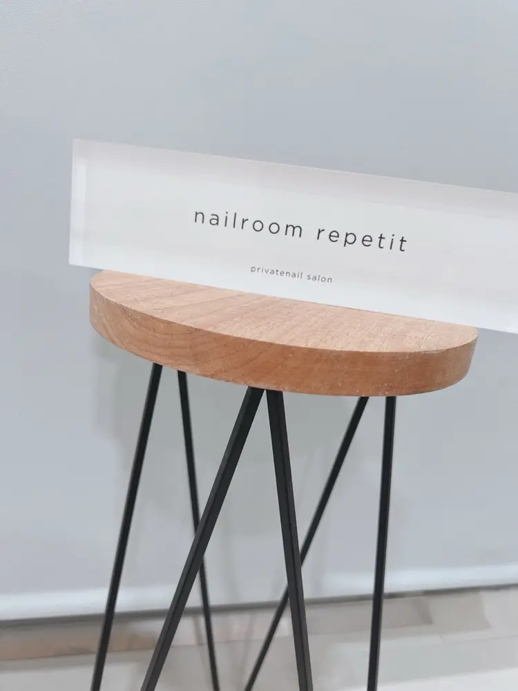 ネイルルームリプティの内観・外観2