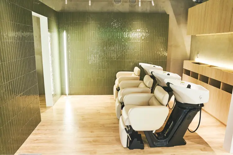 nana lonessの内観・外観2