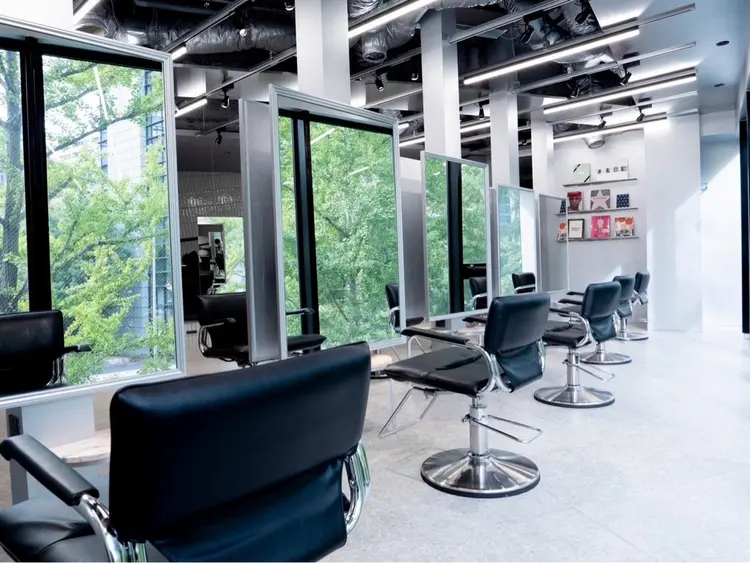 PELE梅田の内観・外観1