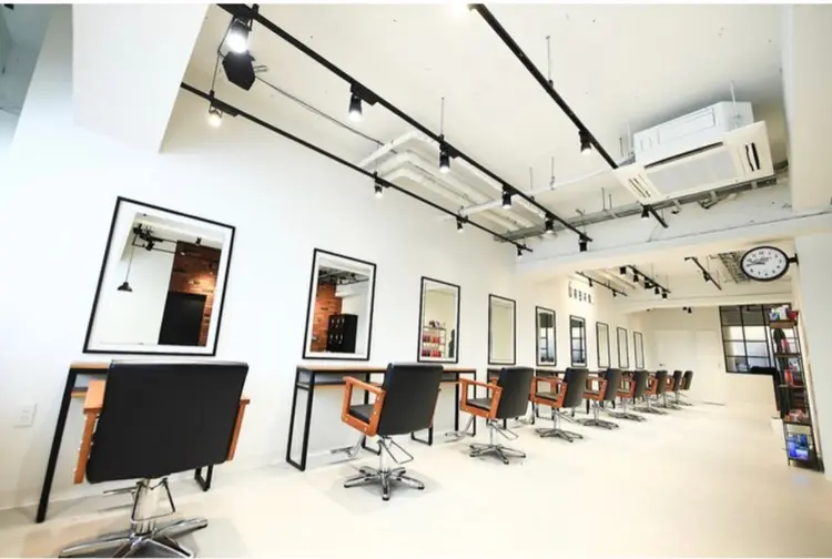 nimes.栄の内観・外観2