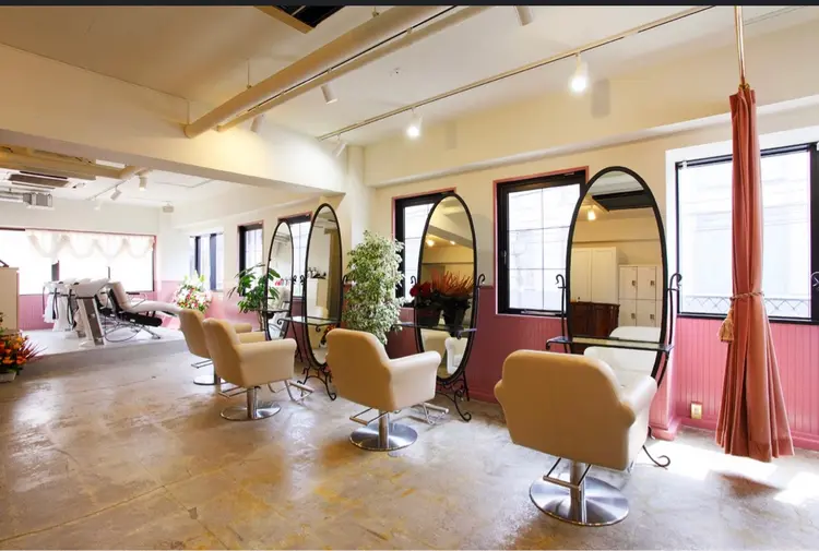 【Lise表参道美容室】の内観・外観2