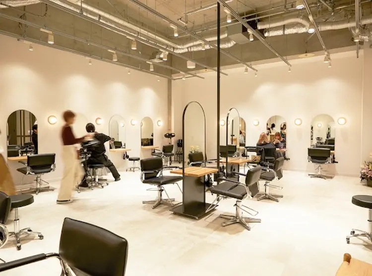 ゴートゥデイシェアサロン表参道店の内観・外観2