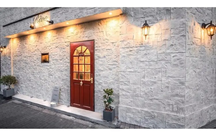 Reve【レーヴ】の内観・外観1