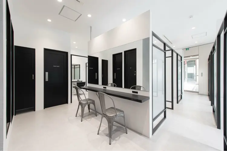 SALOWIN 天神大名店の内観・外観2