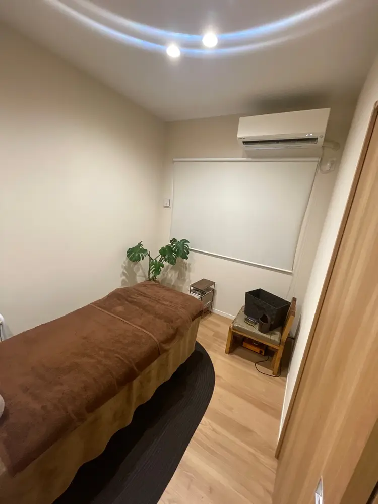 Oil lymph LUANAの内観・外観2