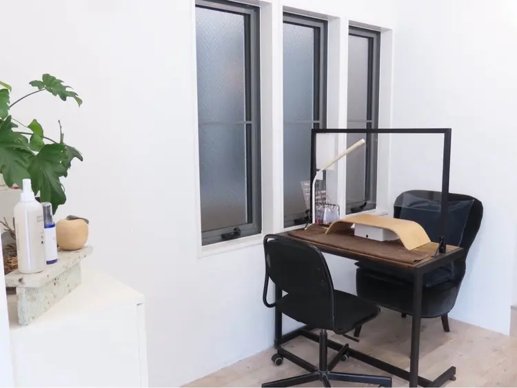 MAHINA nailの内観・外観1