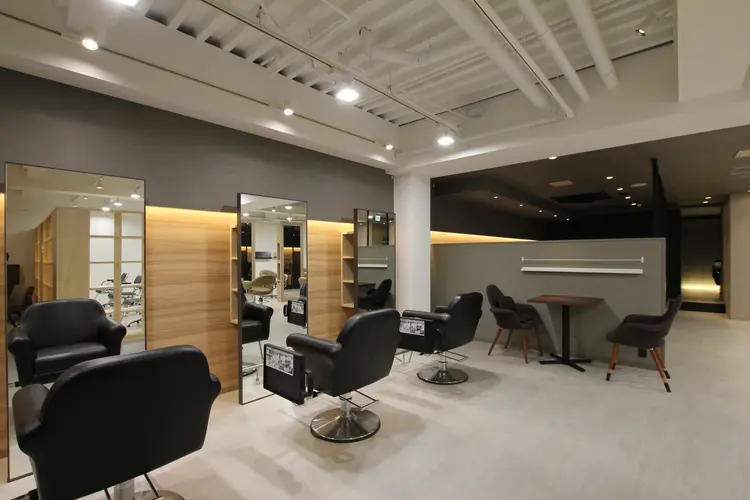 men's salon Liberte Grit 心斎橋（メンズサロンリベルテグリット）の内観・外観1