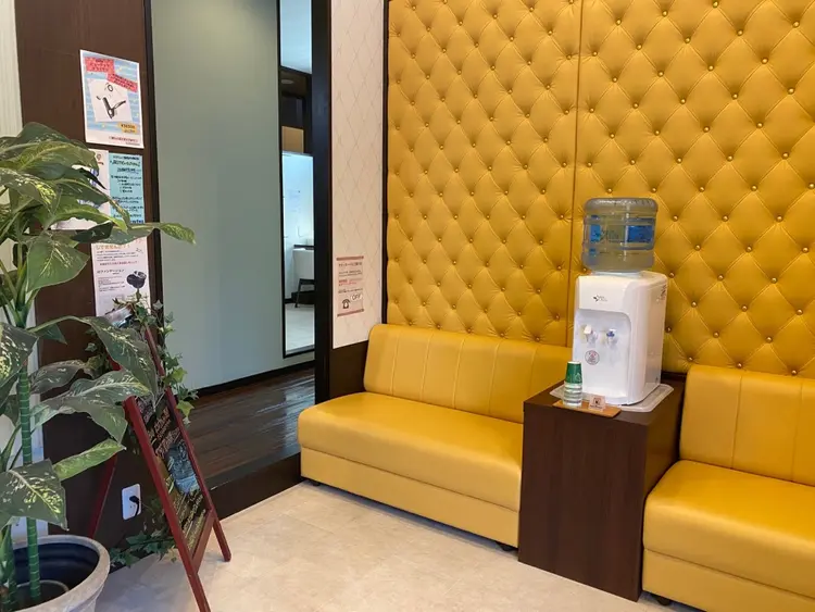 マドンナ三島店の内観・外観2